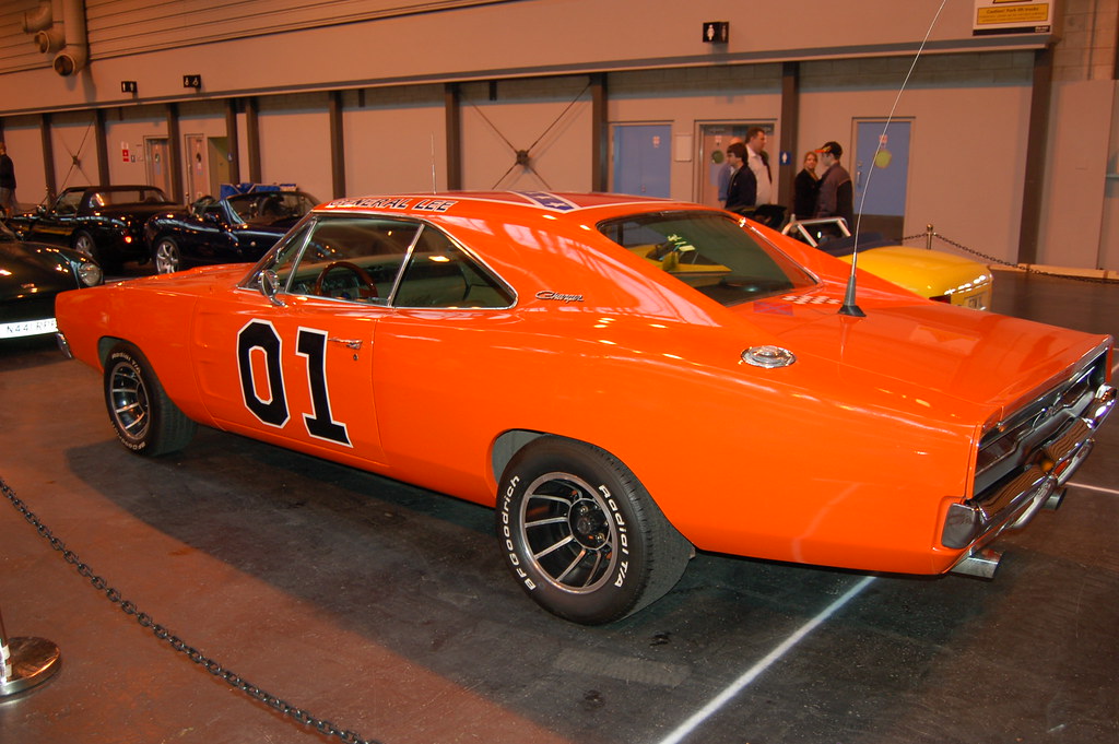 MUSEUM: ‘Dukes of Hazzard’ Car w/ Confederate Flag to STAY