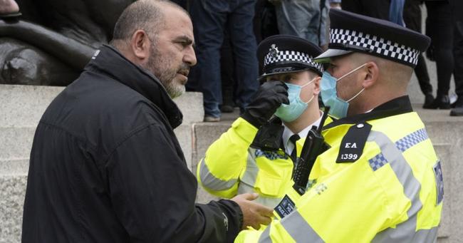 Corona "Marshals" Patrol UK Cities To Enforce Social-Distancing