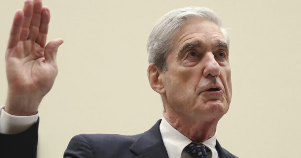 GSA let Mueller secretly gain access to Trump transition records, Senate report says