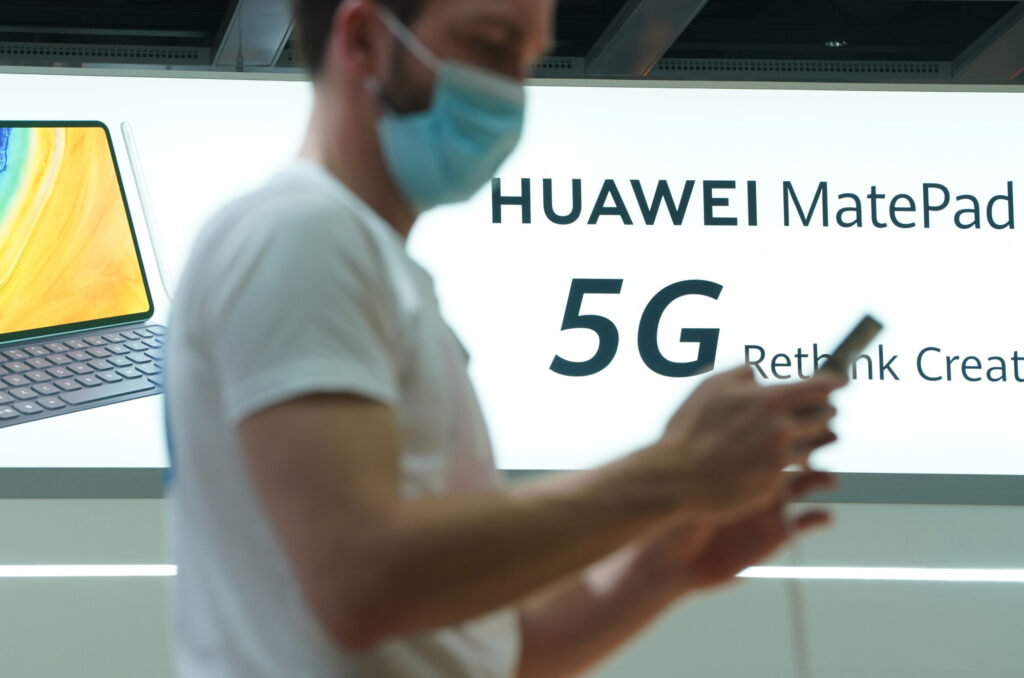 Clean Network Expands, Purging Huawei From 5G