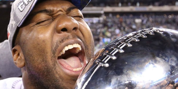 All-Pro NFL offensive tackle Russell Okung comes out against liberal lockdown lunacy