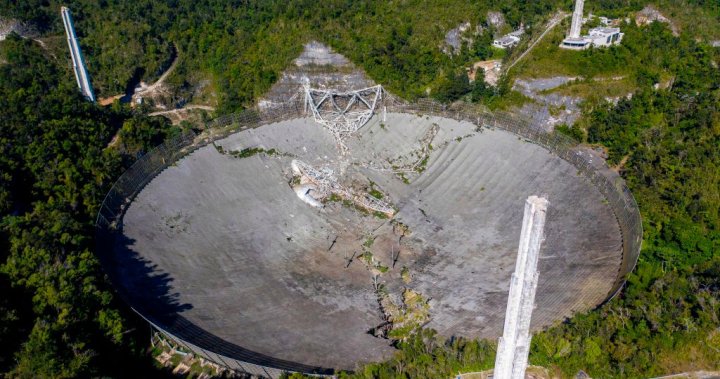 Footage shows catastrophic collapse of iconic Puerto Rico telescope
