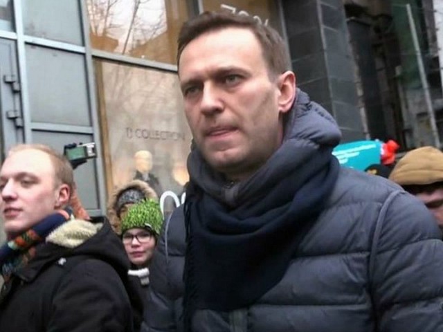 Russia Arrests Relatives, Allies of Dissident Navalny for ‘Coronavirus Violations’ at Protests