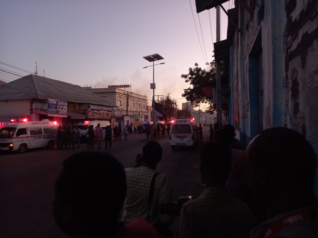 Seven Hour Siege In Mogadishu Hotel Ends: At Least 10 Dead, 30 Injured (Videos)