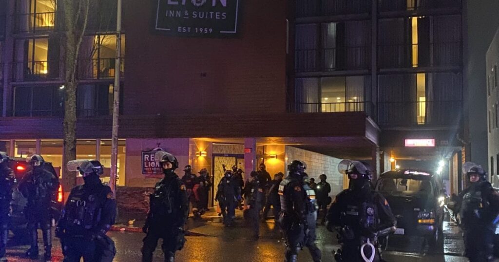 BLM & Antifa Chant “Choke and Die” to Cops During Invasion And Occupation of Hotel Using Hatchets and Knives