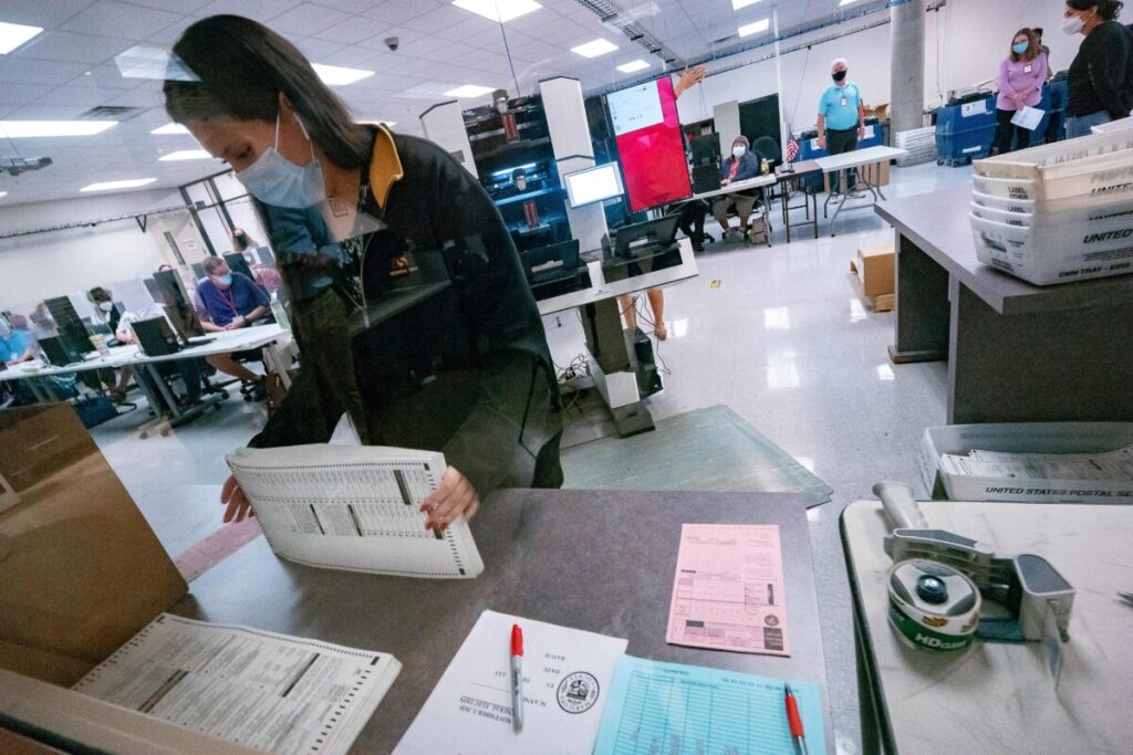 Arizona State Senate Orders Hand Recount of 2.1 Million Ballots From 2020 Presidential Election