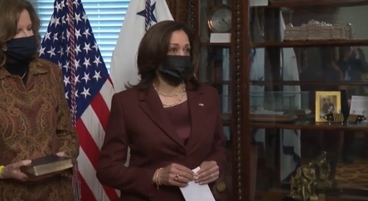 Kamala Harris Reacts to Boulder Shooting – Doesn’t ‘Jump to Conclusions’ or Mention Motive After Ahmad Al-Issa Kills 10 People (VIDEO)