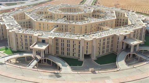 Egypt prepares to unveil new ‘Octagon’ defense headquarters: photos