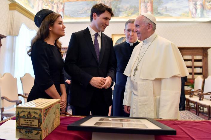 Justin Trudeau demands apology from Pope Francis after 751 more graves of indigenous children found