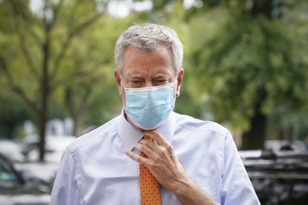 De Blasio Wants Companies to Require Employees to Be Vaccinated