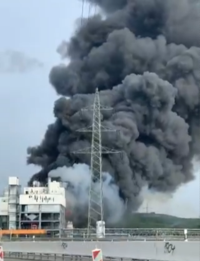 Massive Explosion Rocks German Chemical Complex, Residents Urged To Shelter Inside