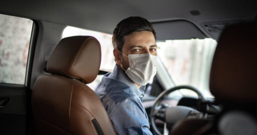 Chicago Lyft & Uber driver sues CDC for requiring riders to wear masks, infringes on right to service someone in need