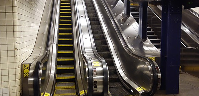DEM DYSTOPIA: Man tries use escalator in Brooklyn subway. Gets blocked. Then STABBED.