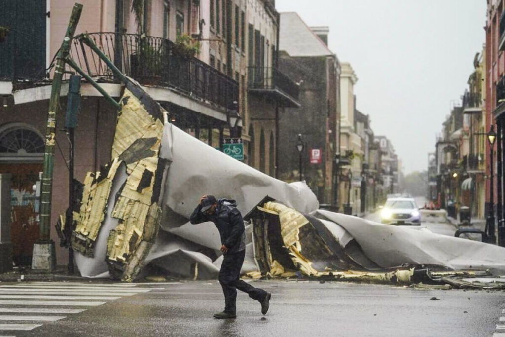 Hurricane Ida Ravaging Louisiana With ‘Catastrophic’ Winds as 450,000 Lose Power