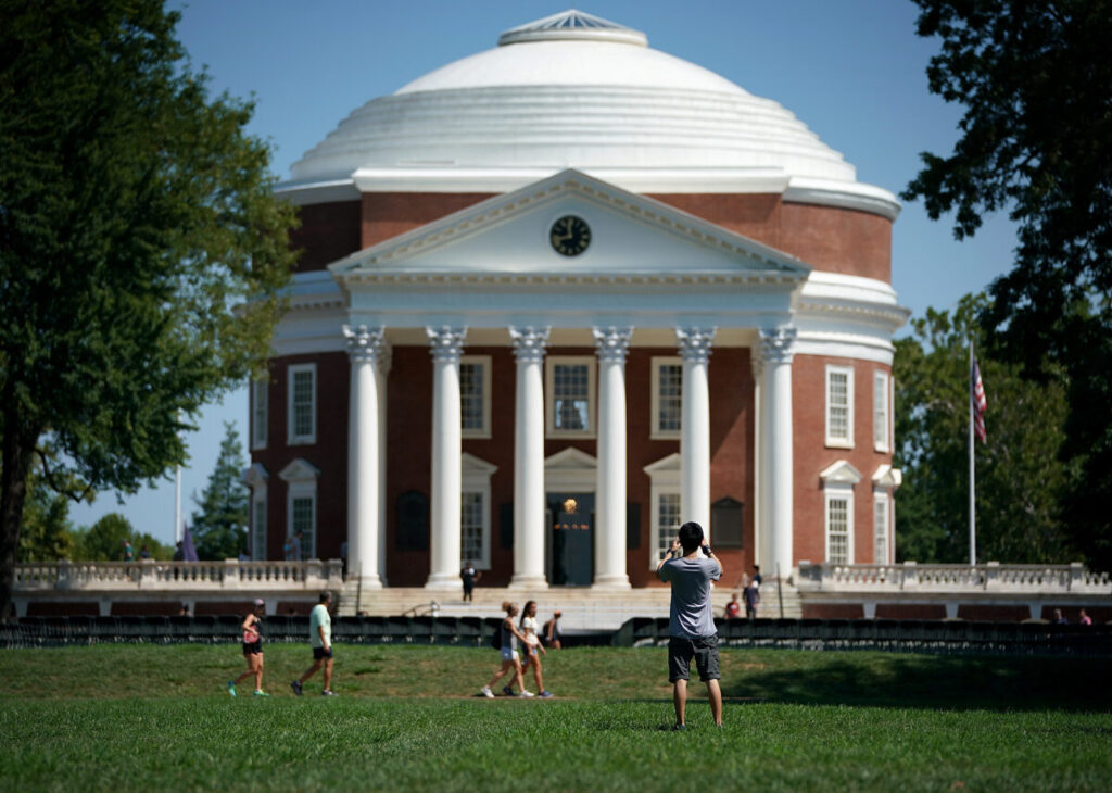 University of Virginia Disenrolls Students for Noncompliance With Vaccine Mandate