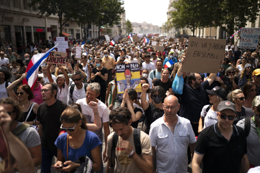 ‘No Vaccine Passports’: Massive Protests Across France Over New COVID Rules