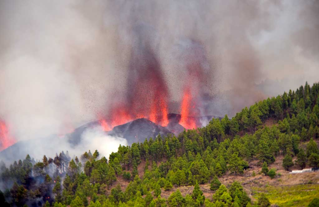 La Palma, Canary Islands: eruption Sep 2021 - updates