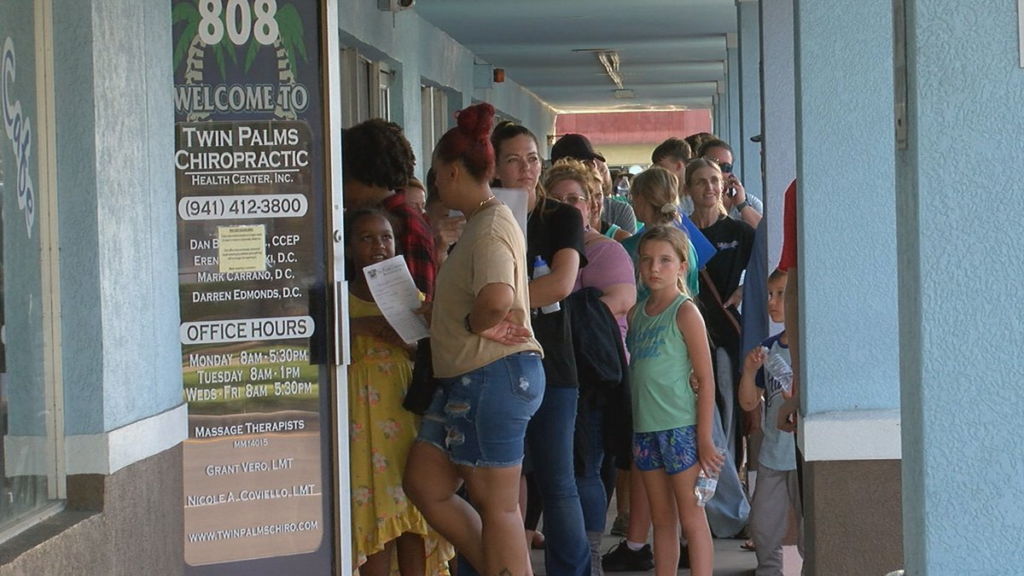 Hundreds line up to have Florida chiropractor sign mask opt-out forms for schoolchildren