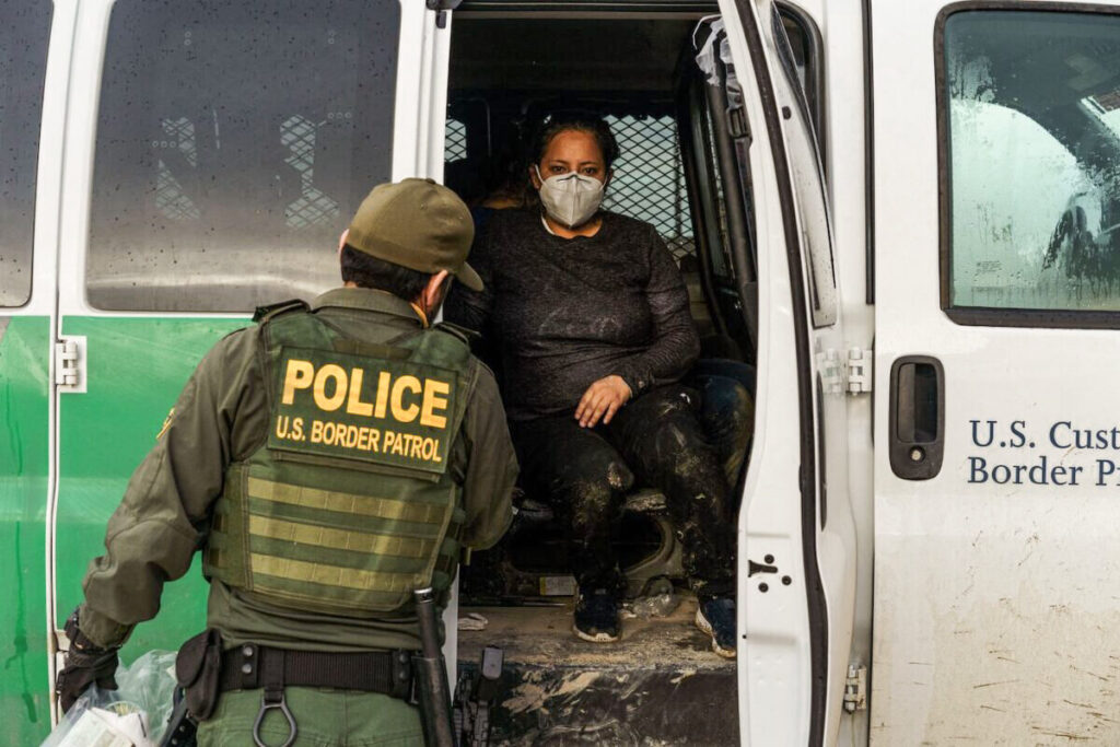 More Than 100 Illegal Immigrants Found Near Southern Border, Most Unaccompanied Minors