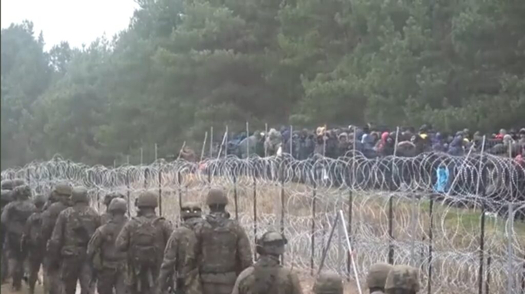 SHOCKING: Shots Fired in Poland As Thousands of Muslim Migrants Rush Border Crossing – Military is Deployed, Warsaw Warns “Major Shooting Incident” is Possible – (VIDEO)