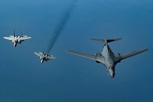 US B1-B Bomber Flies Over Mideast With Israeli & Saudi Escorts In Warning To Iran