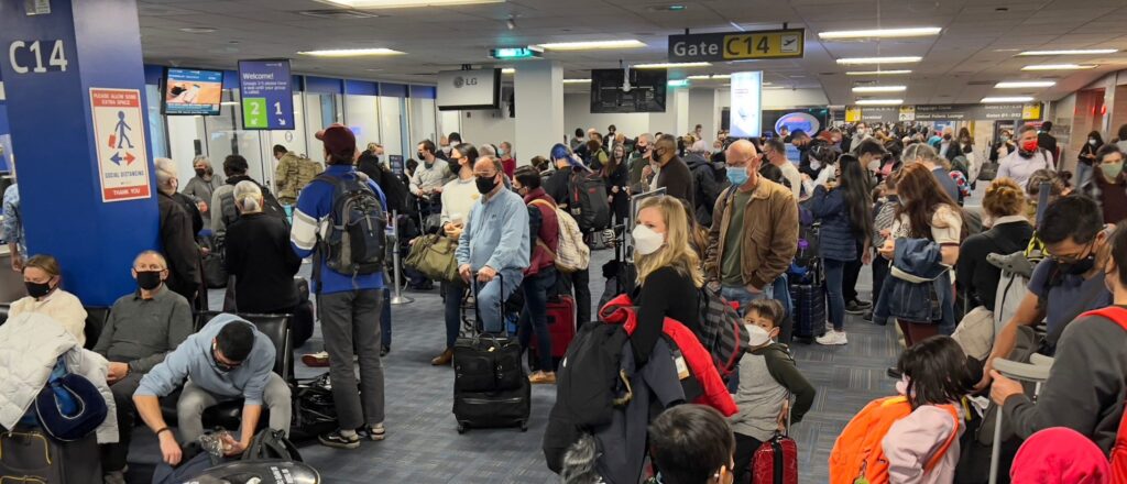 Hundreds More Flights Canceled On Monday Amid Omicron Surge