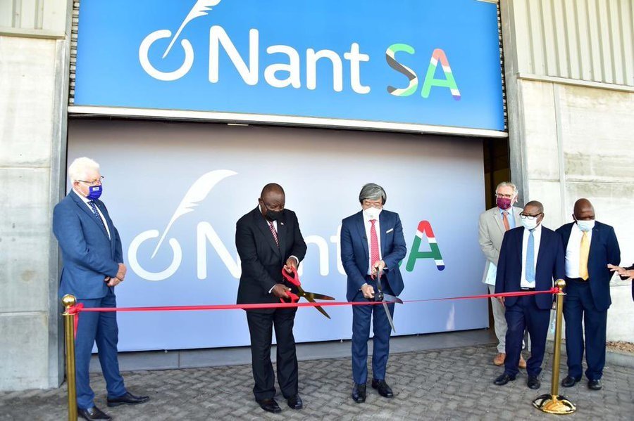 South Africa - Ramaphosa, tech billionaire open new Covid-19 vaccine manufacturing laboratory