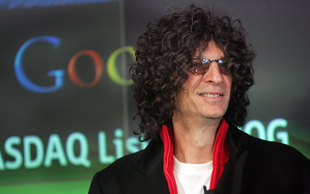 HOWARD STERN WANTS HOSPITALS TO DENY UNVAXXED, LET THEM DIE