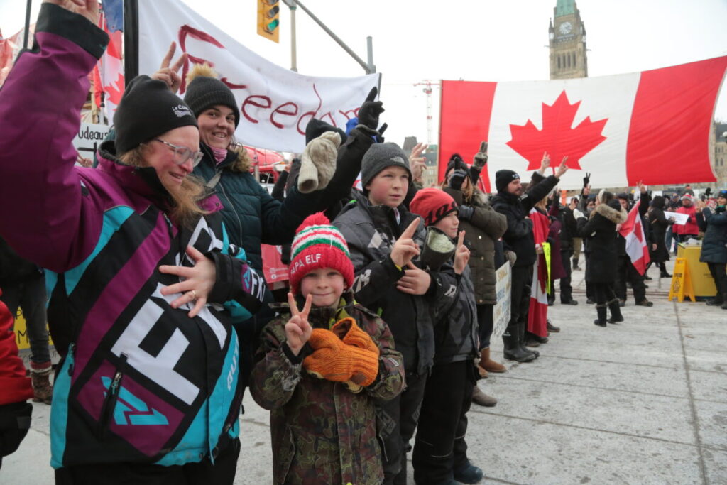 Police Issue Arrest Notices to Protesters Blockading Canadian Capital