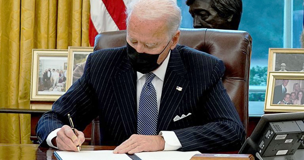 Biden quietly announces extension of emergency, GOP simply stays quiet