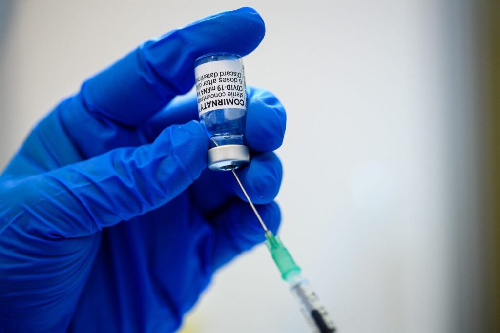 Africa : Botswana to fine or jail returning citizens who refuse Covid-19 vaccination