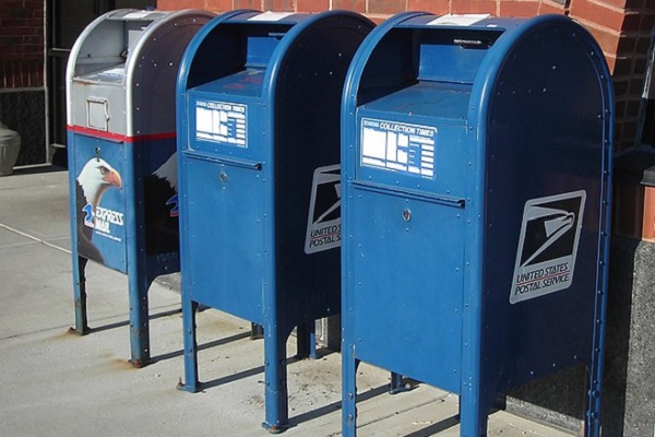 Congress is about to rob Medicare to 'save' the Postal Service