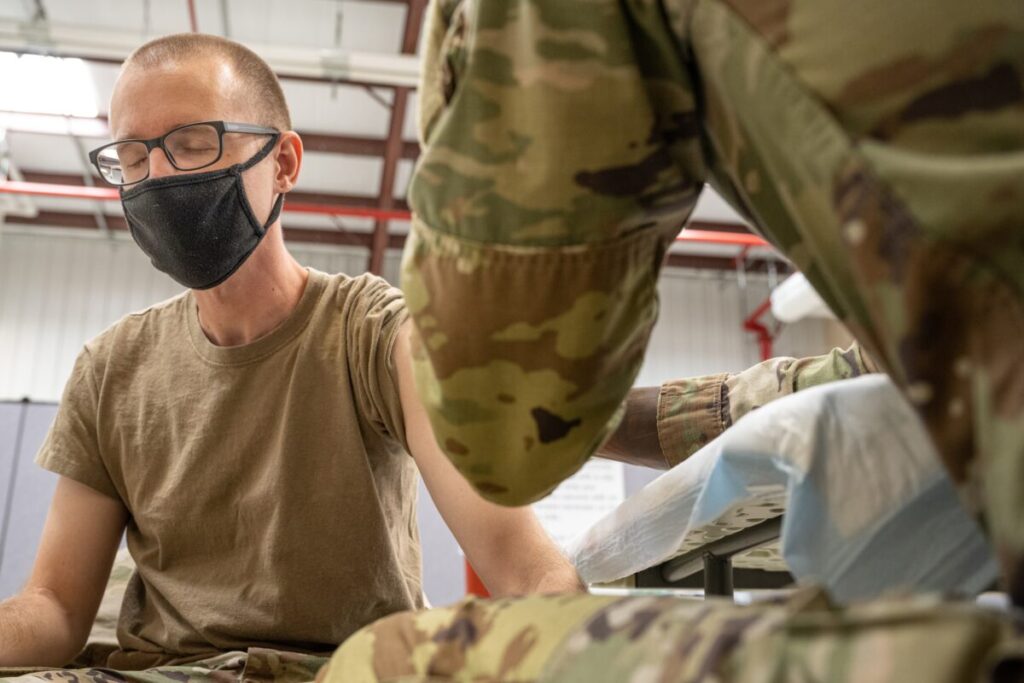 US Army to Start Discharging Unvaccinated Soldiers