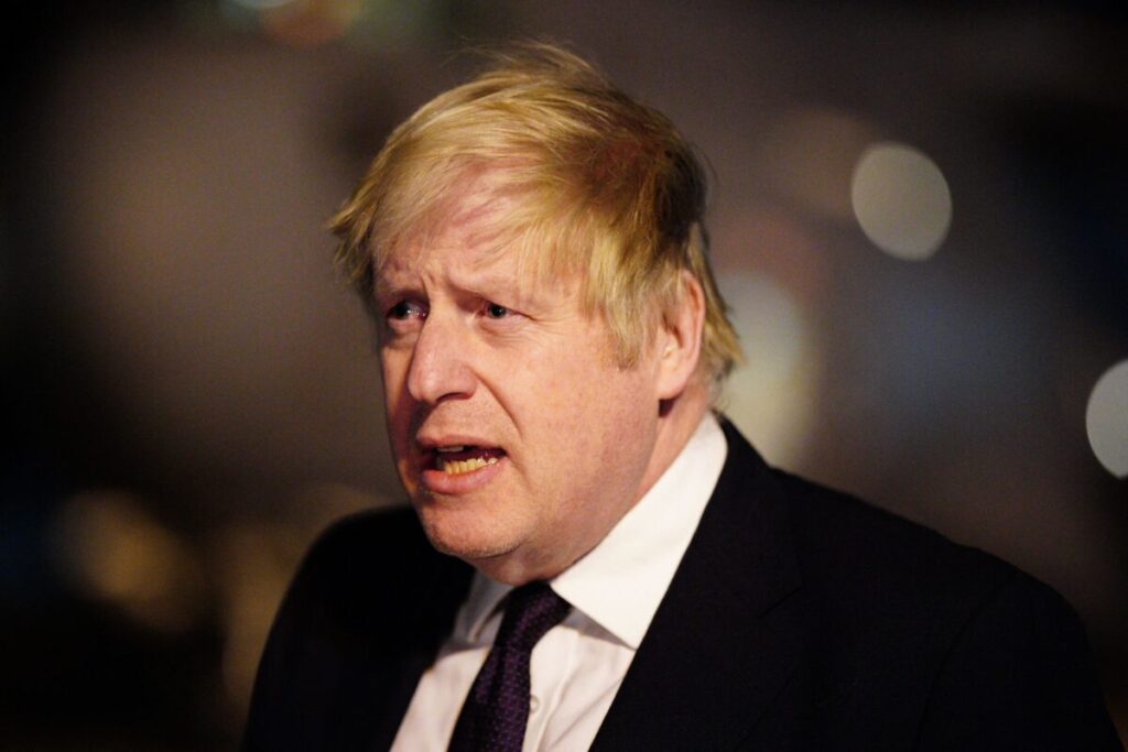 UK’s Johnson Praises Ukrainians for ‘Fighting Heroically’ Against Russian Aggression