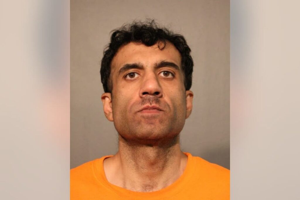 Chicago: Man With Hitler Mustache Paints Swastikas on Synagogue