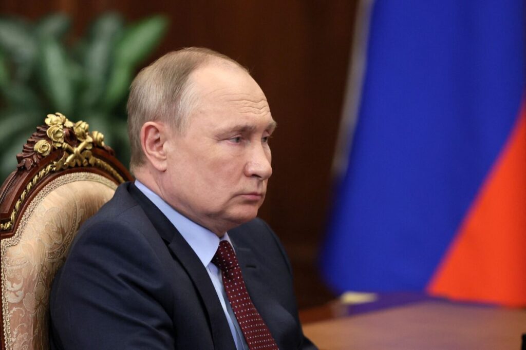 Putin Tells Ukraine to Stop Fighting Amid Ceasefire Calls