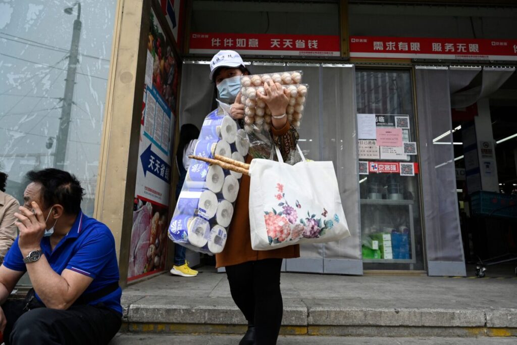 Lockdown Fears Spark Panic Buying in China’s Capital as Districts Kick Off Mass Testing
