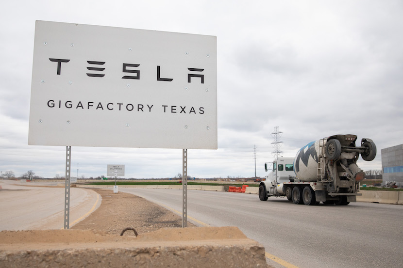 Elon Musk unveils the largest factory in the world with Tesla’s Gigafactory Texas
