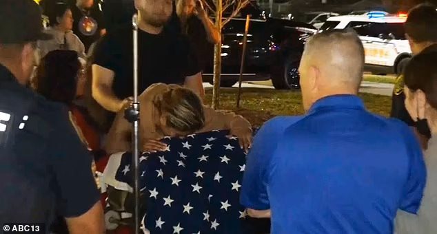 HEARTBREAKING: Texas Deputy Shot Dead in Front of His Wife by Three Suspects Caught Stealing His Truck’s Converter in a Supermarket Parking Lot