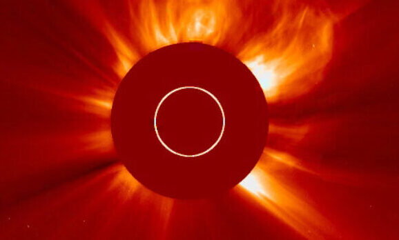 Sun Unleashes Major Solar Flare Over Easter, Triggering Radio Blackouts