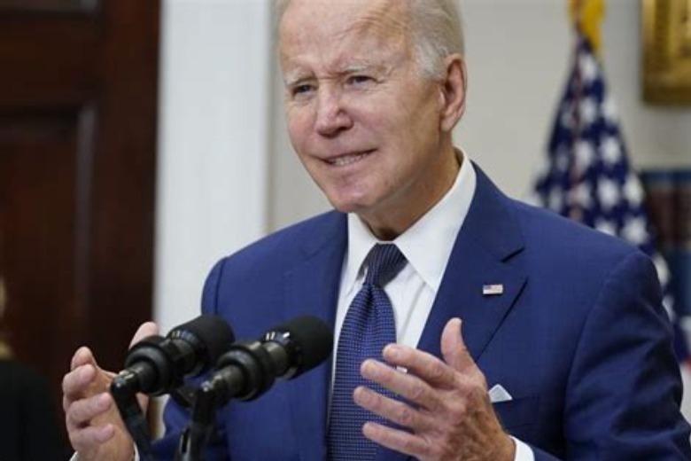 Biden Police Reform Executive Order Goes Around Congress, Pays Tribute To George Floyd