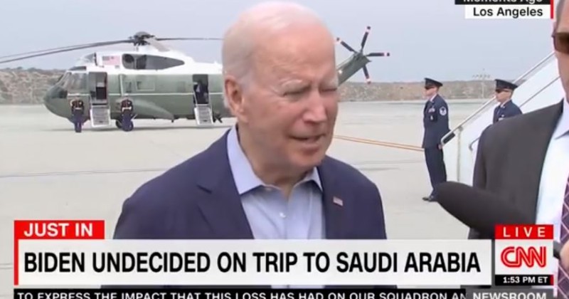 Biden Caught in Yet Another Verbal Brain Freeze Before Boarding Air Force One