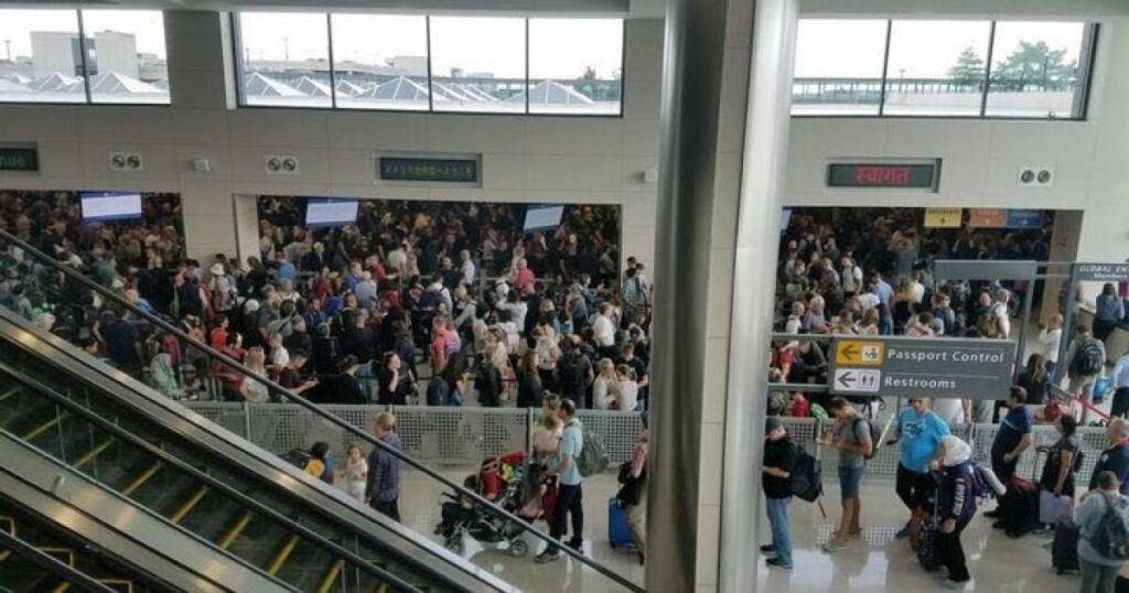 1,800 flights canceled in single day as Fourth of July weekend approaches
