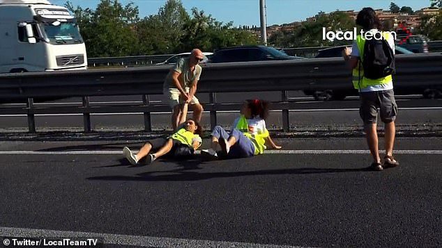 WOKE PROTESTERS Blocking Hwy Are STUNNED When Angry Italians Exit Their Vehicles and DRAG Them Off the Road [VIDEO]