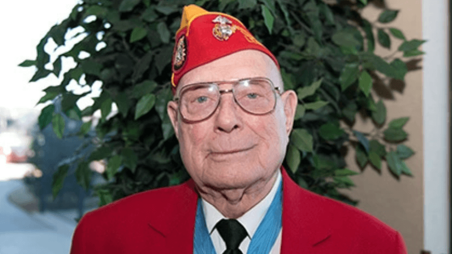 Hershel ‘Woody’ Williams, last living WWII Medal of Honor recipient, dies at 98