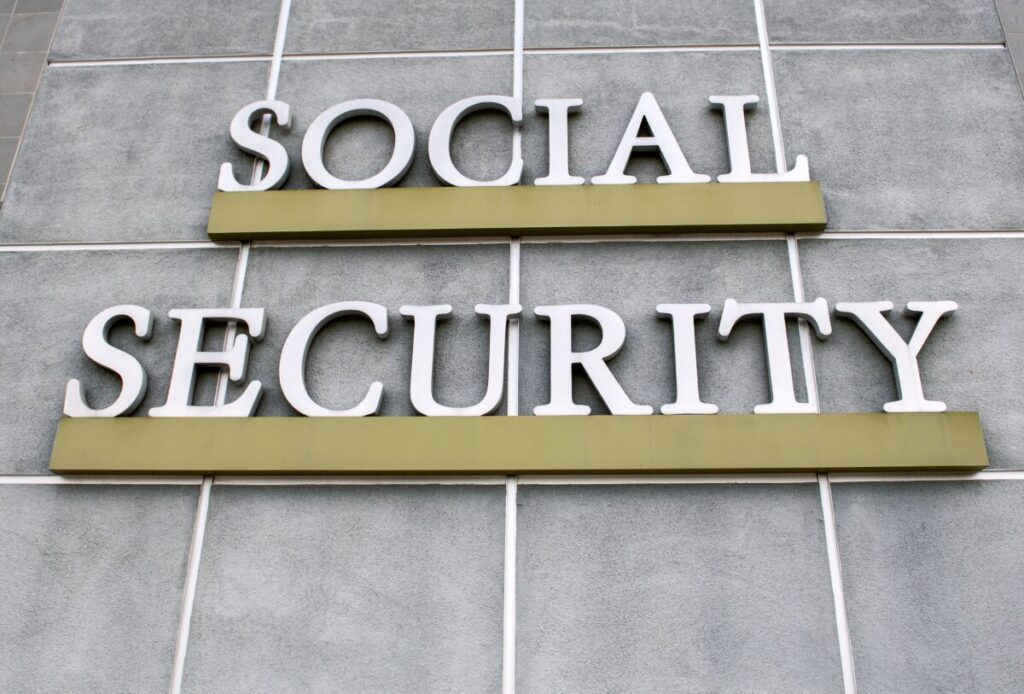 US Social Security and Medicare Approach Insolvency, Warns Trustees