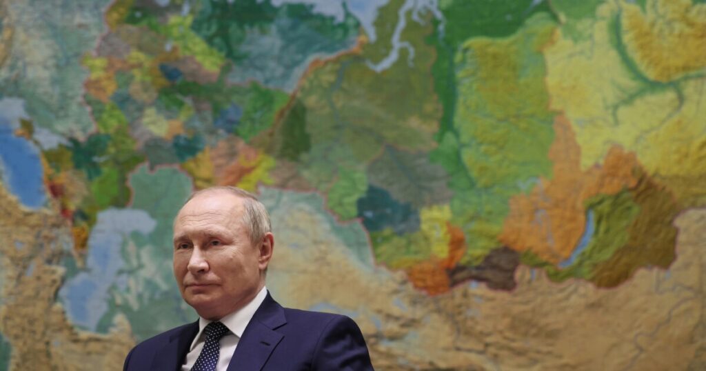 Russia slashes gas supply to Germany and Italy amid news of Ukraine EU candidacy