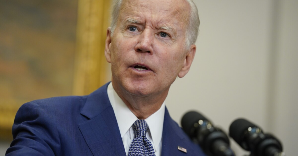 'End of quote': Biden has yet another teleprompter fail