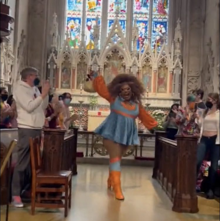 (WATCH) Video Shows Drag Event at NYC Church, ‘Dear Lord, Which Circle of Dante’s Inferno is This?’