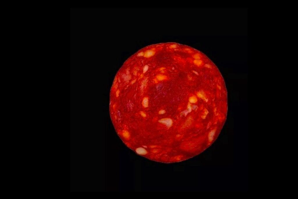 No Matter How You Slice It, French Scientist's 'Distant Star' Photo Makes a Valid Point About Fake News